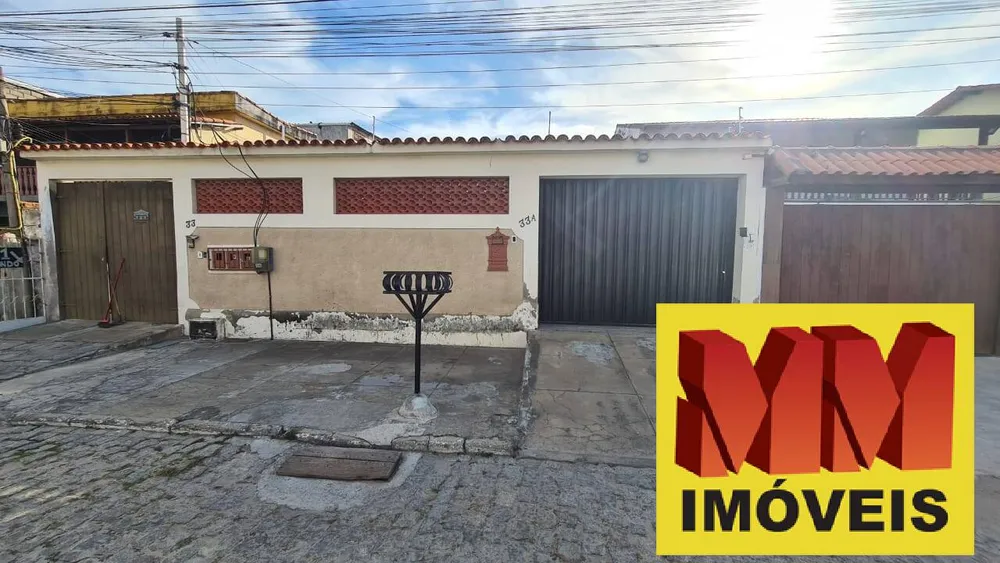 Casa, 6 quartos, 178 m² - Foto 1