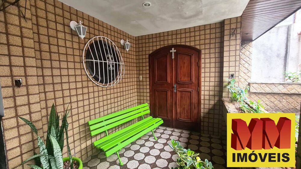 Casa à venda com 4 quartos, 200m² - Foto 8