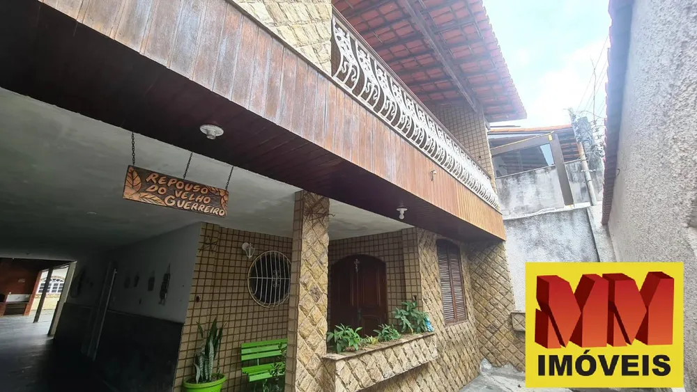 Casa, 4 quartos, 200 m² - Foto 1