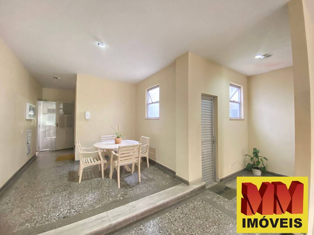Apartamento à venda com 2 quartos, 60m² - Foto 1