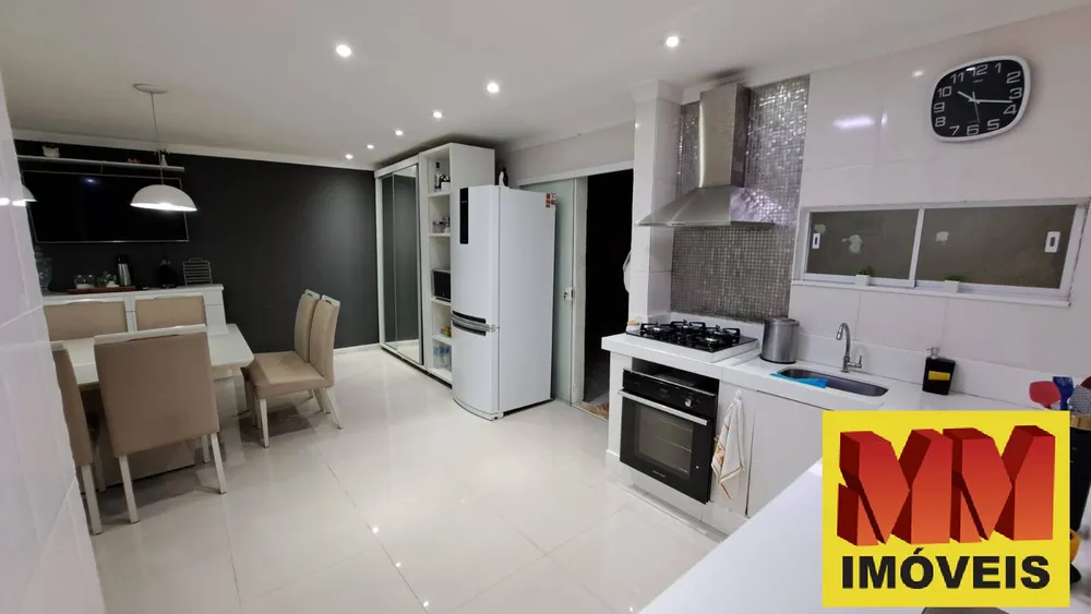 Casa, 3 quartos, 200 m² - Foto 6
