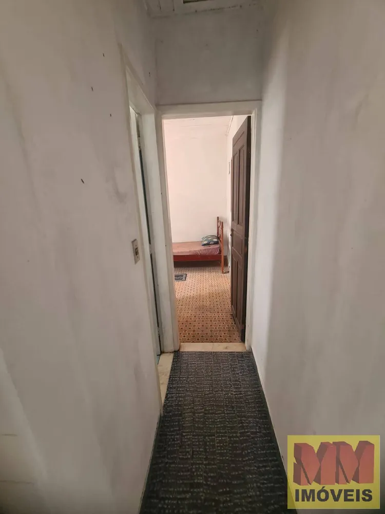 Casa, 4 quartos, 230 m² - Foto 1