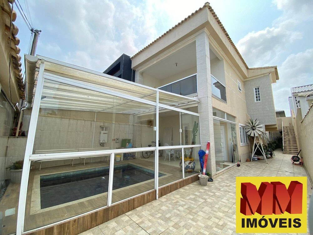Casa, 4 quartos, 250 m² - Foto 1
