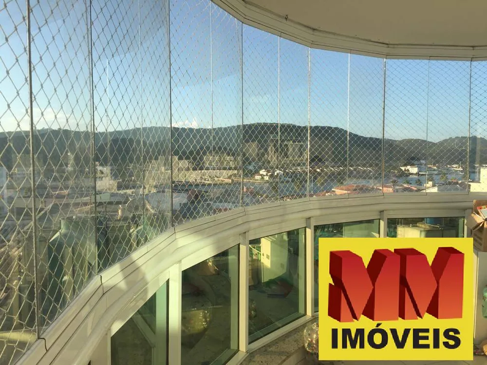 Cobertura, 3 quartos, 224 m² - Foto 3