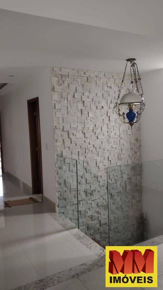 Casa para alugar com 5 quartos, 300m² - Foto 2