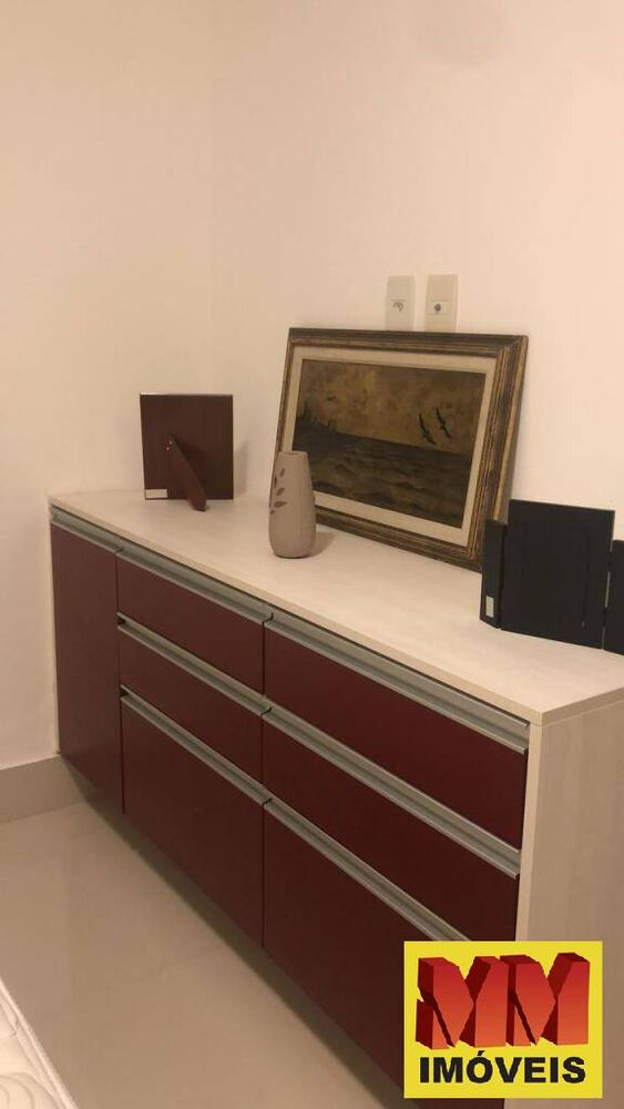 Casa para alugar com 5 quartos, 300m² - Foto 3