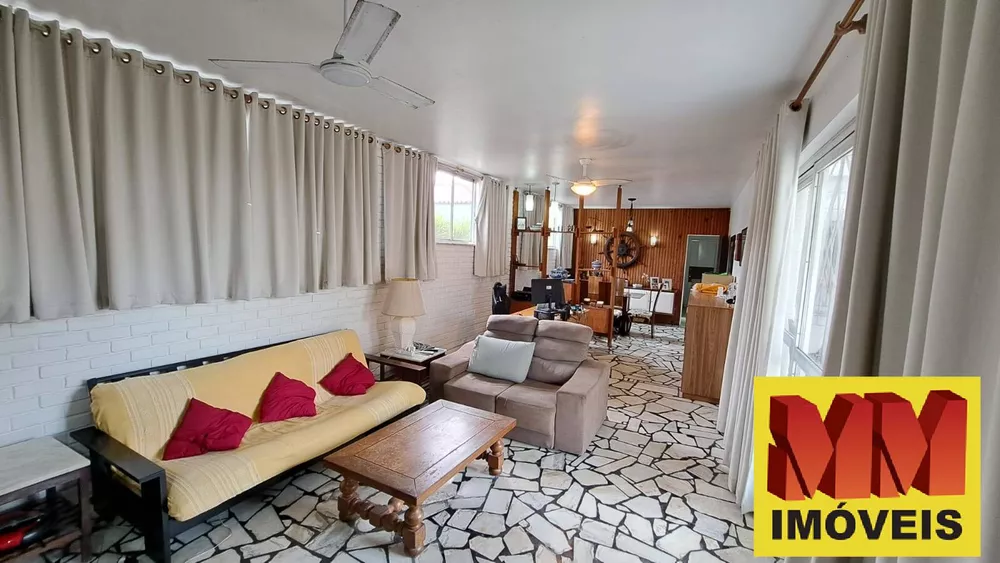 Casa, 6 quartos, 250 m² - Foto 4
