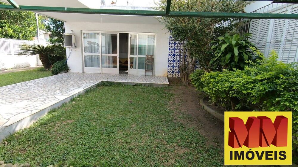 Casa, 6 quartos, 250 m² - Foto 2