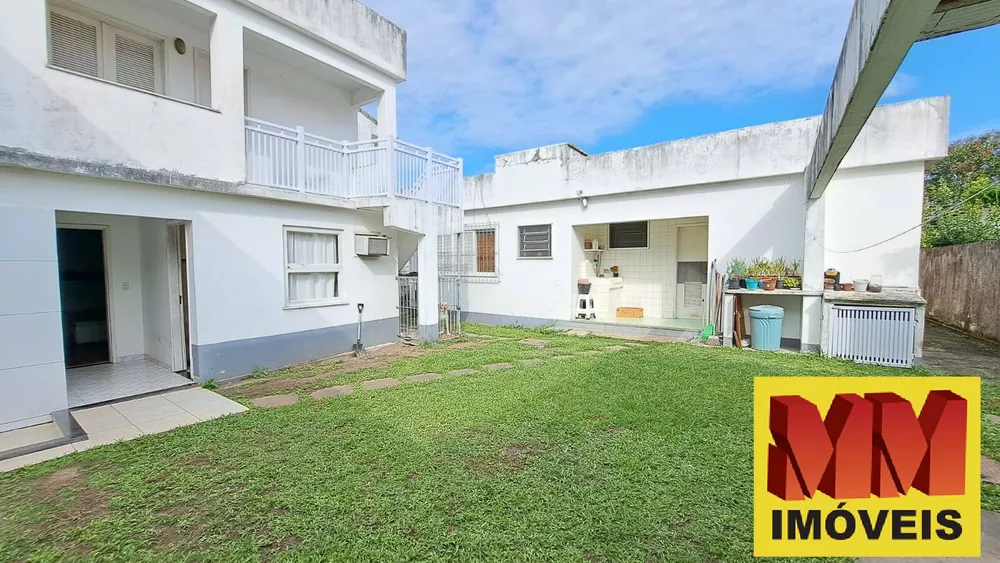 Casa, 6 quartos, 250 m² - Foto 14
