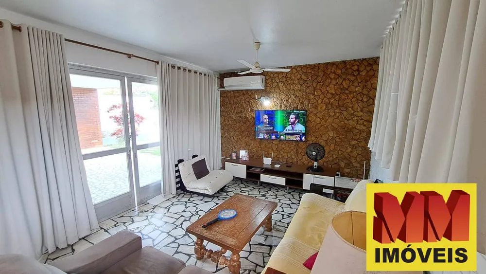 Casa, 6 quartos, 250 m² - Foto 9