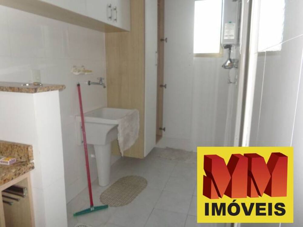 Apartamento à venda com 3 quartos, 140m² - Foto 3