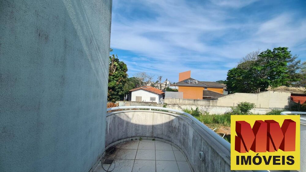 Casa à venda com 4 quartos, 169m² - Foto 3