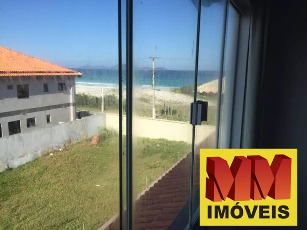 Casa à venda com 3 quartos, 150m² - Foto 1