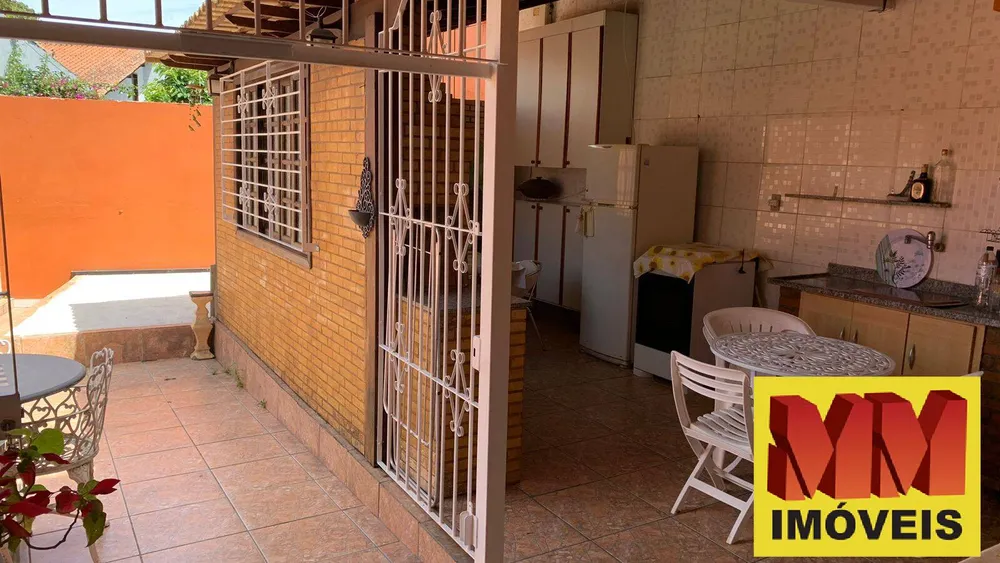Casa, 3 quartos, 240 m² - Foto 13