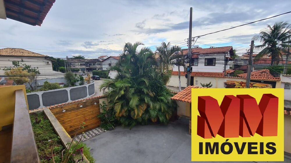 Casa à venda com 10 quartos, 258m² - Foto 4