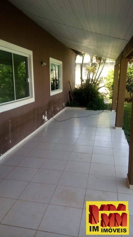 Casa à venda com 5 quartos, 160m² - Foto 1