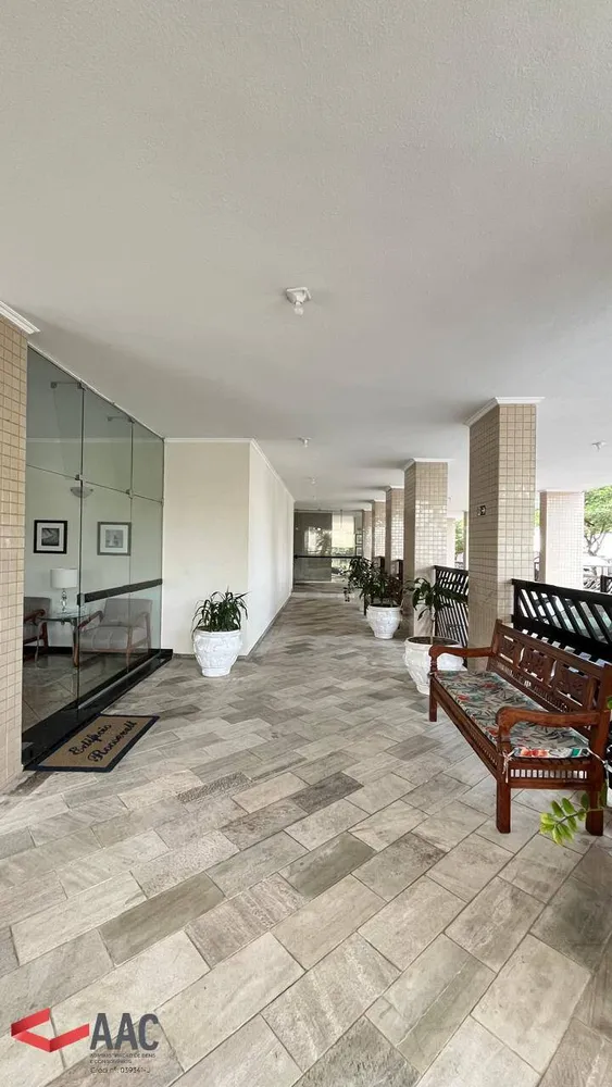 Apartamento, 3 quartos, 145 m² - Foto 1