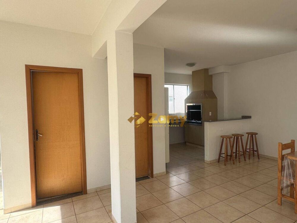 Apartamento à venda com 2 quartos, 61m² - Foto 4