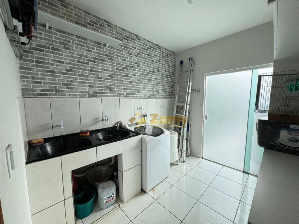 Casa, 3 quartos, 202 m² - Foto 3