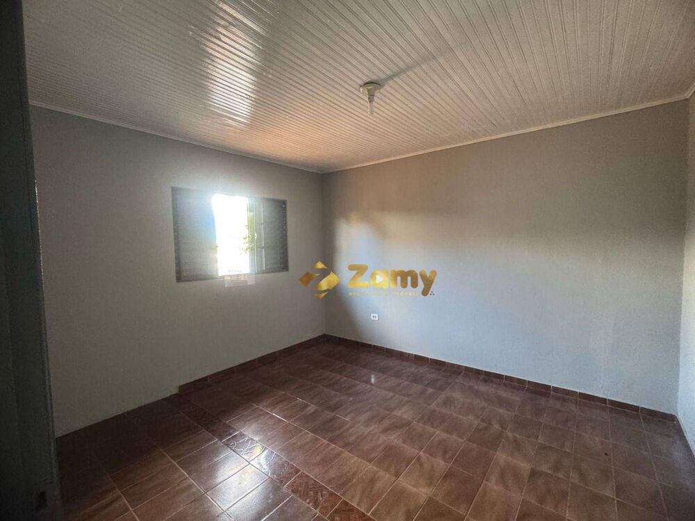 Casa à venda com 3 quartos, 141m² - Foto 4