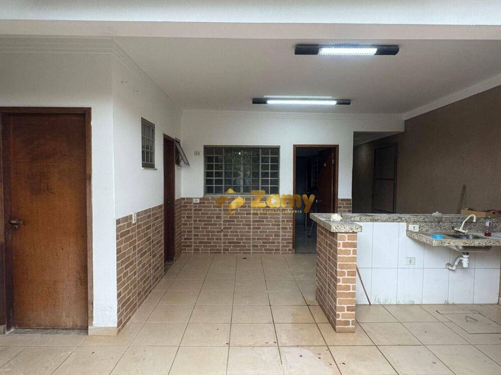 Sobrado à venda com 3 quartos, 151m² - Foto 2