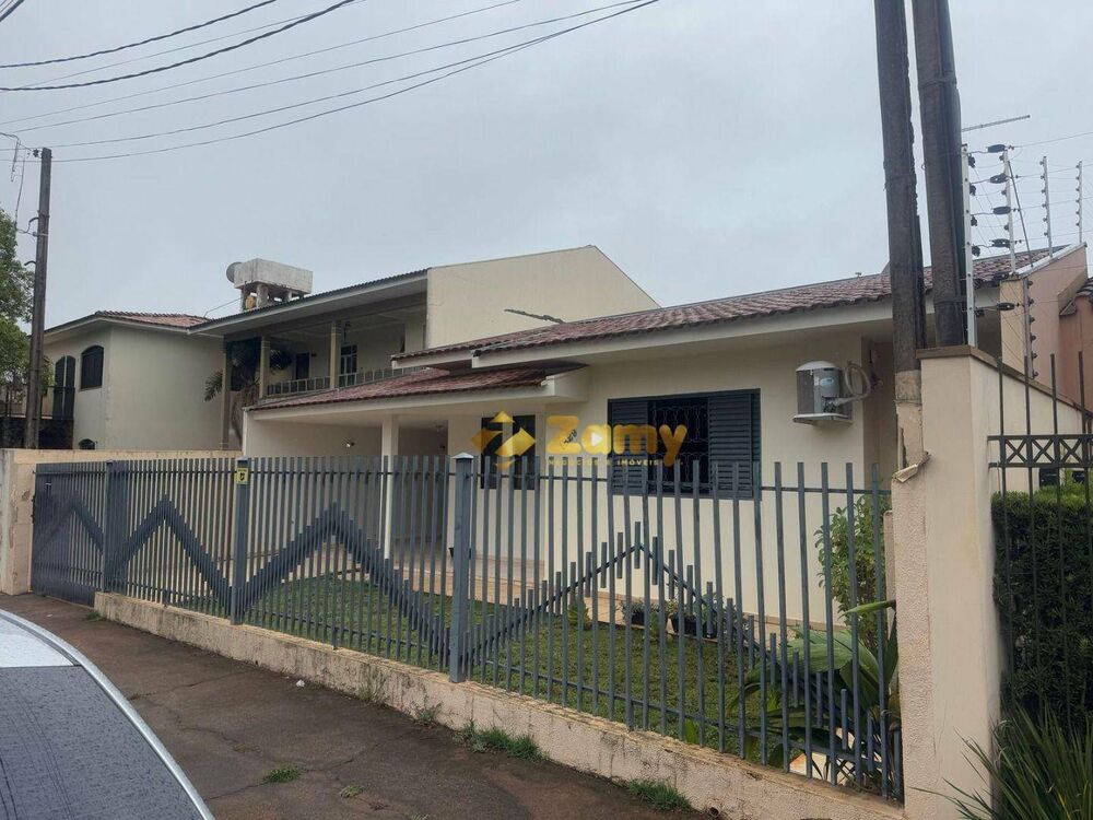 Casa, 3 quartos, 185 m² - Foto 1