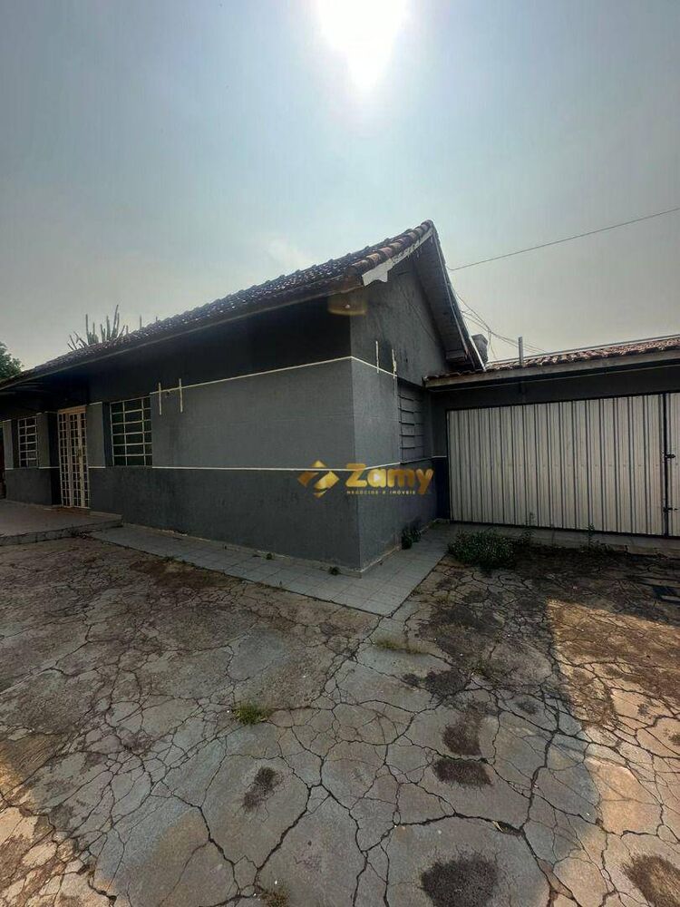 Prédio Inteiro à venda, 200m² - Foto 2