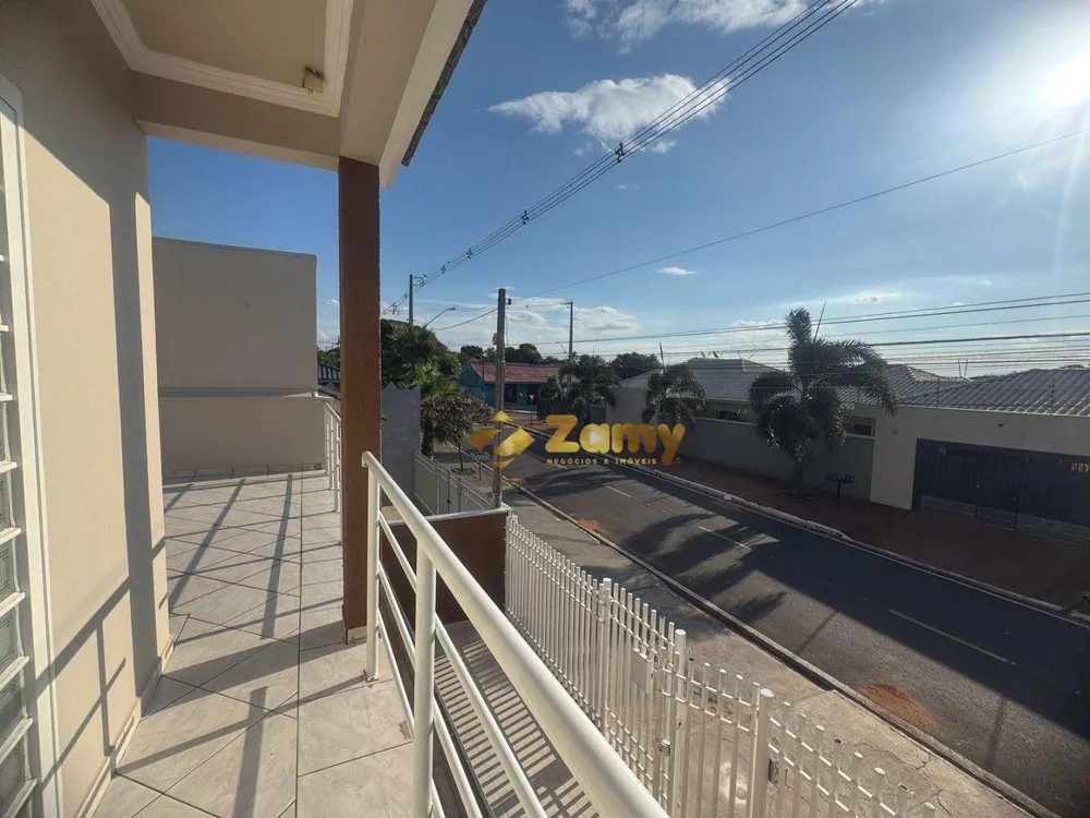 Sobrado, 4 quartos, 200 m² - Foto 2