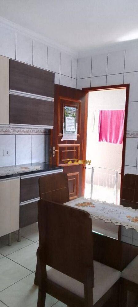 Casa à venda com 3 quartos, 100m² - Foto 2