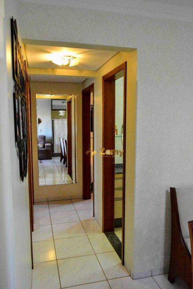 Apartamento à venda com 3 quartos, 71m² - Foto 2