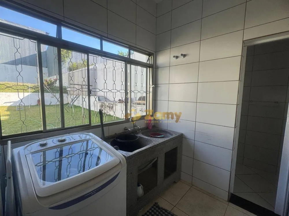 Casa, 4 quartos, 238 m² - Foto 4