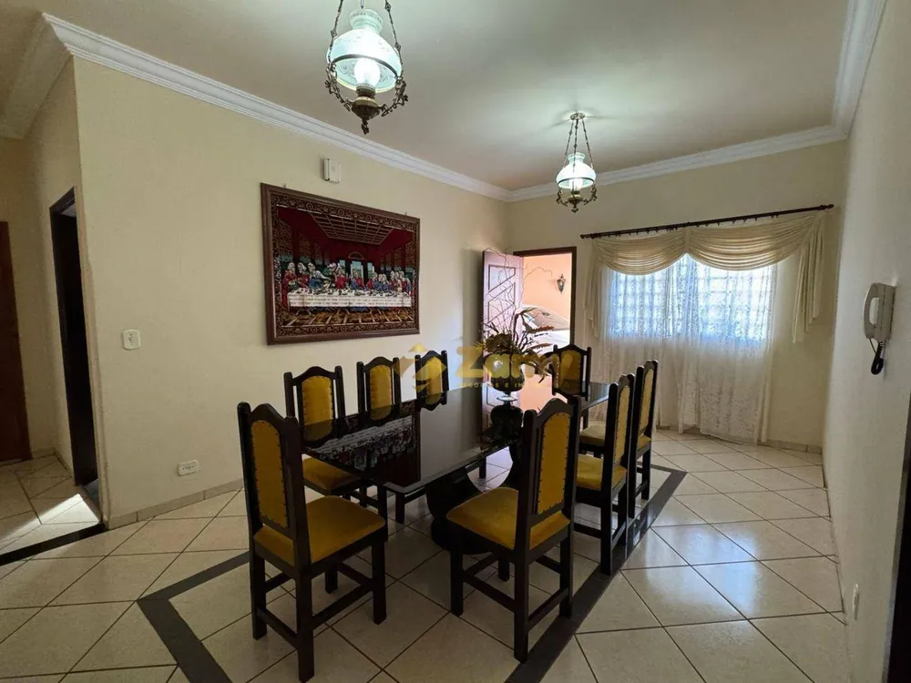 Casa, 3 quartos, 257 m² - Foto 4