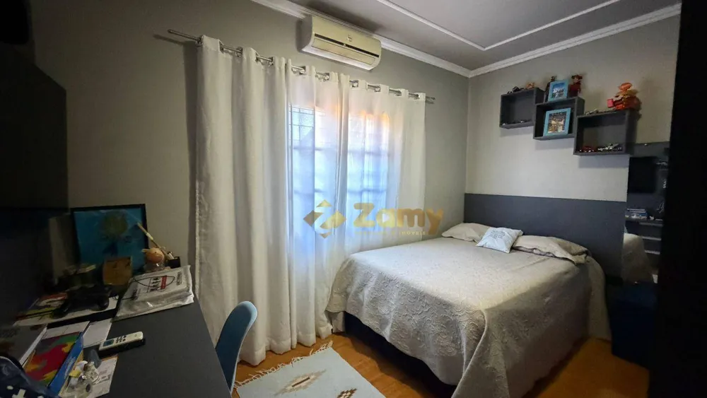 Casa, 3 quartos, 176 m² - Foto 2