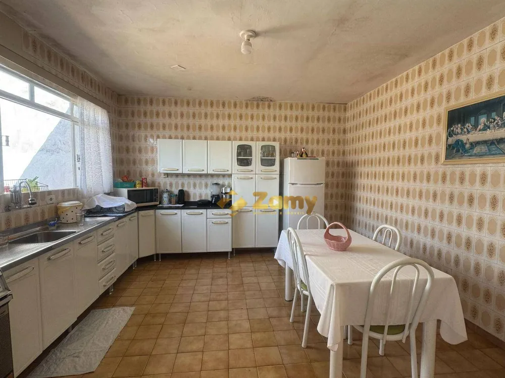 Casa, 4 quartos, 245 m² - Foto 13