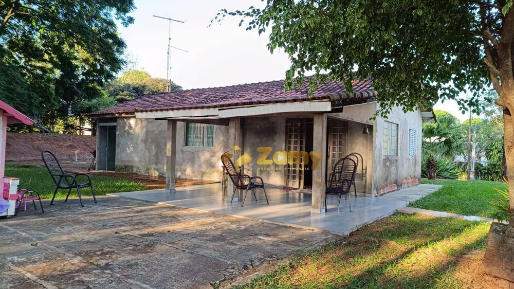 Chácara à venda com 3 quartos, 90m² - Foto 1