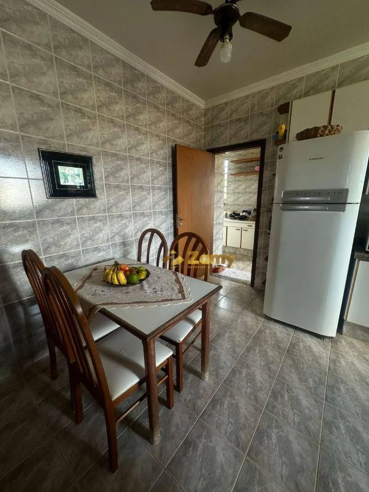Casa, 3 quartos, 250 m² - Foto 8