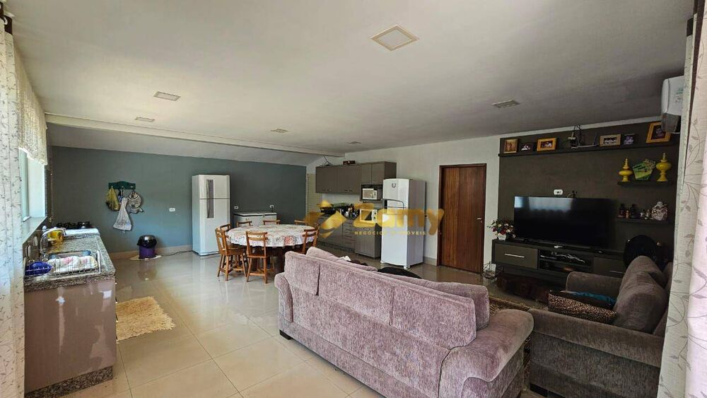 Casa, 6 quartos, 307 m² - Foto 1