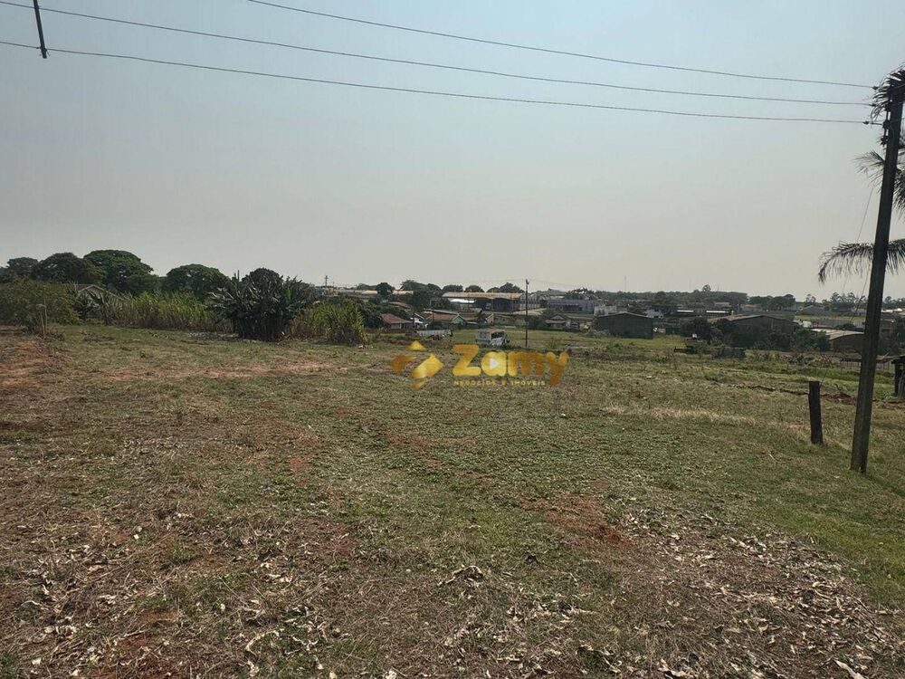 Chácara à venda com 3 quartos, 100m² - Foto 2
