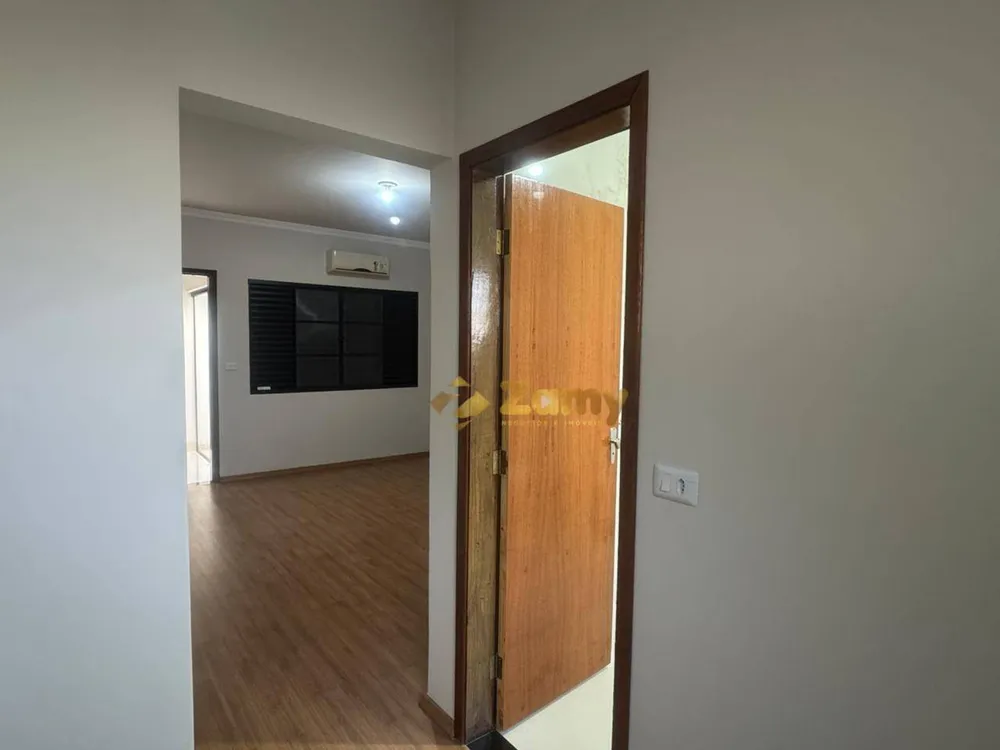 Casa, 3 quartos, 232 m² - Foto 4