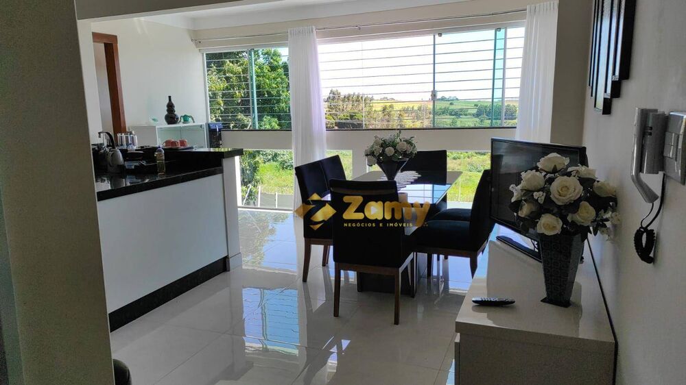 Sobrado, 3 quartos, 270 m² - Foto 3