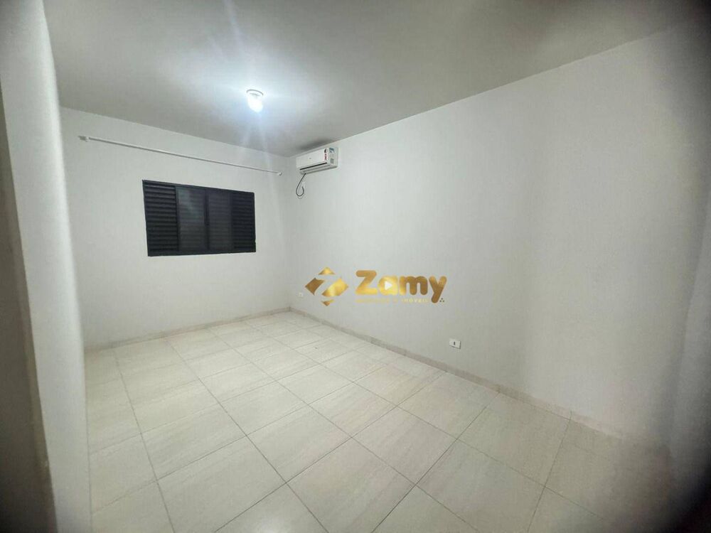 Casa à venda com 2 quartos, 90m² - Foto 3