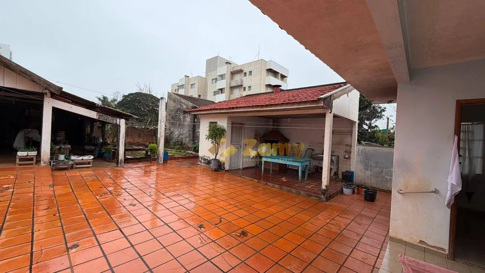 Sobrado, 6 quartos, 312 m² - Foto 3