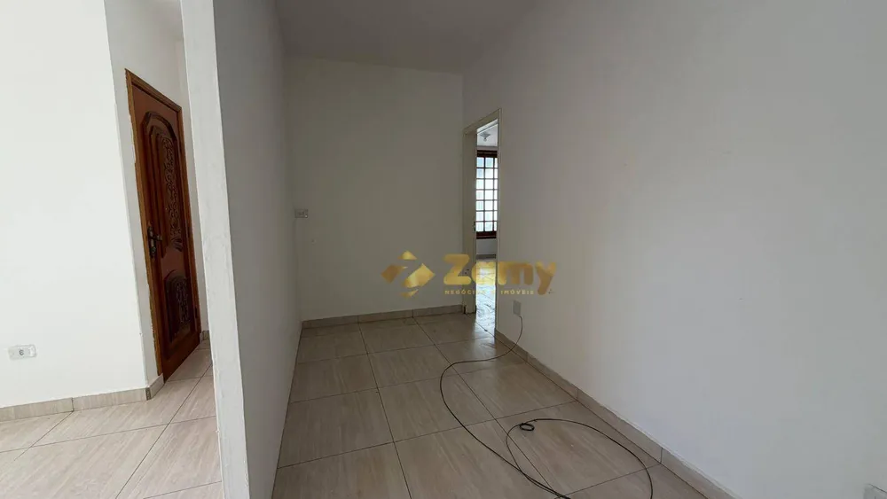 Casa, 3 quartos, 266 m² - Foto 4