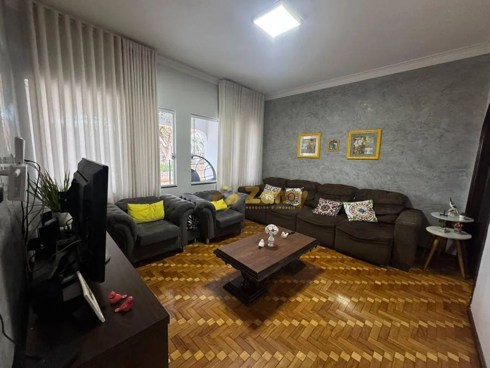 Casa, 3 quartos, 255 m² - Foto 2