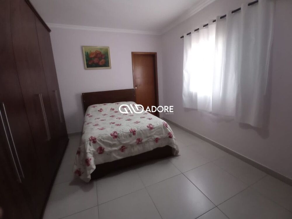 Casa, 3 quartos, 134 m² - Foto 2