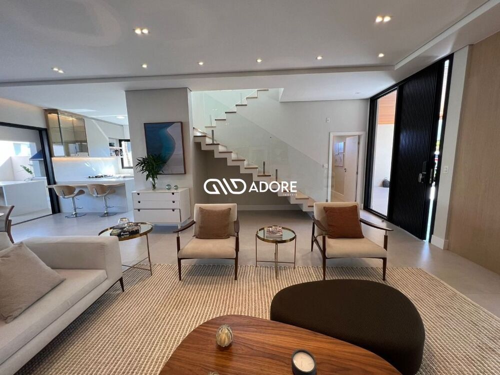 Casa de Condomínio à venda com 4 quartos, 358m² - Foto 4