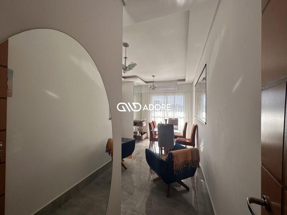 Apartamento à venda com 3 quartos, 67m² - Foto 1