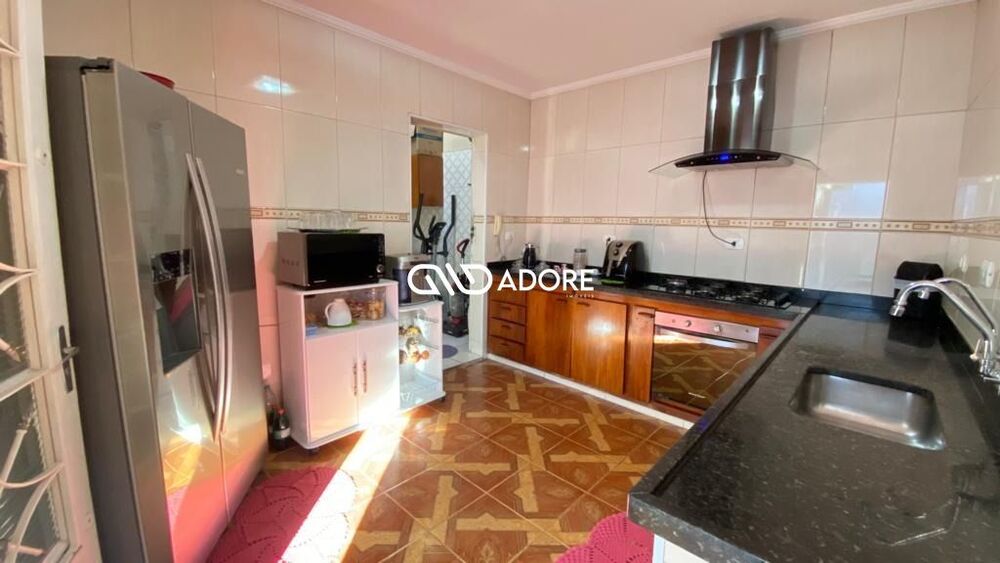 Casa, 3 quartos, 250 m² - Foto 4