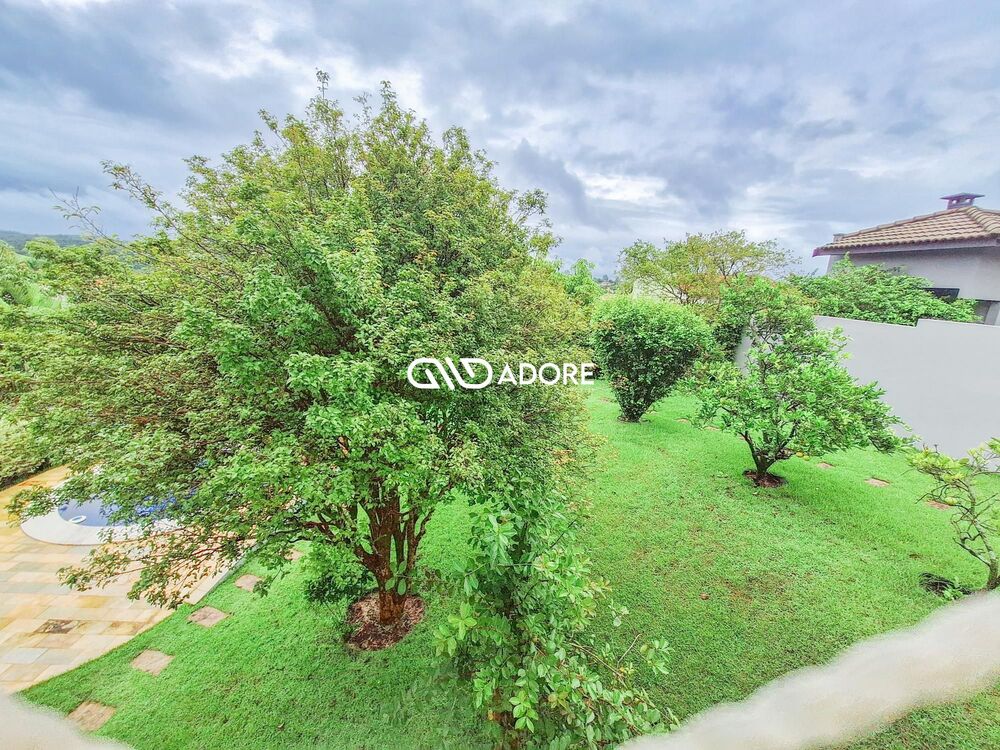 Casa de Condomínio para alugar com 4 quartos, 316m² - Foto 7