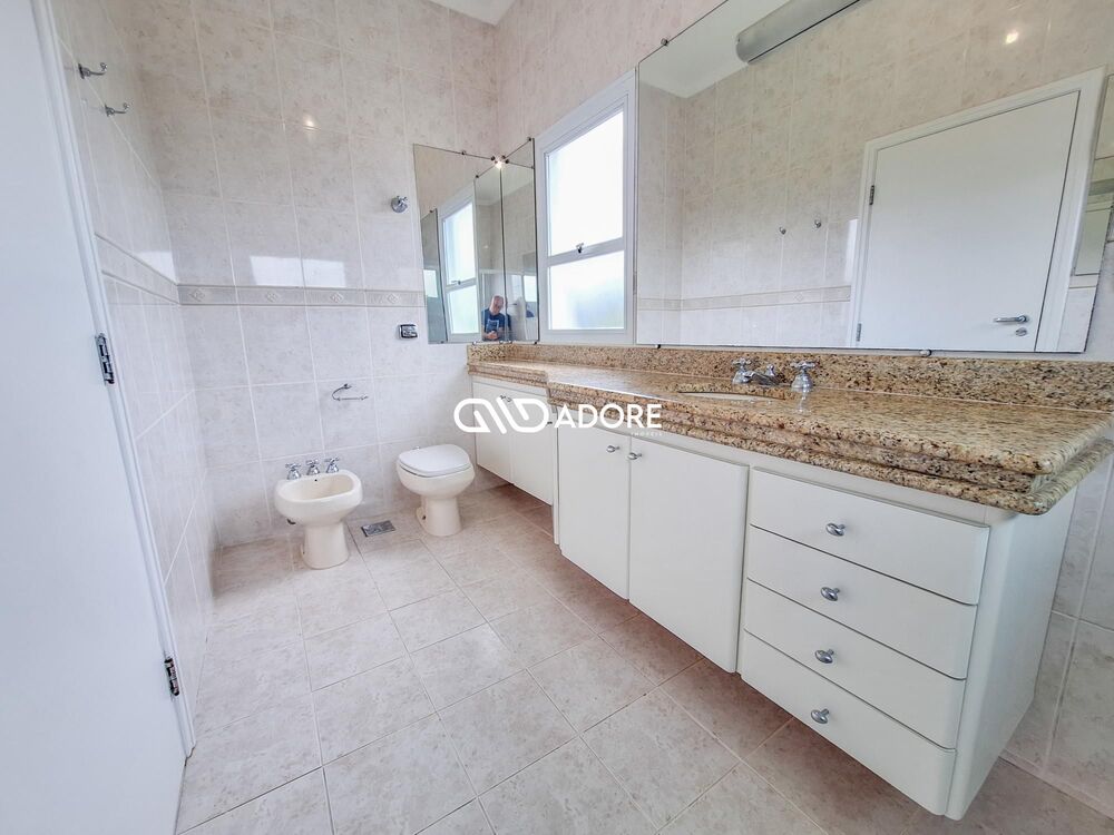 Casa de Condomínio para alugar com 4 quartos, 316m² - Foto 11